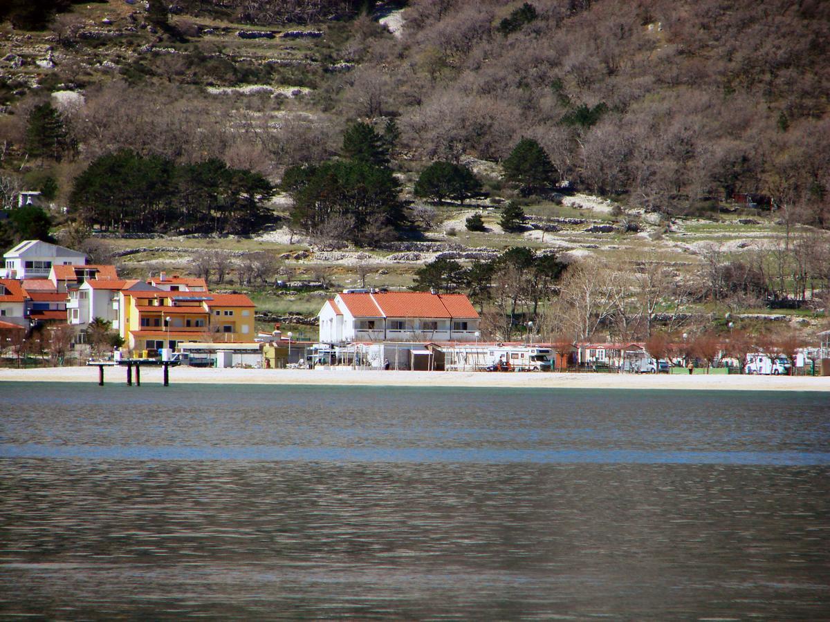 Apartments Mare I Baska  Bagian luar foto