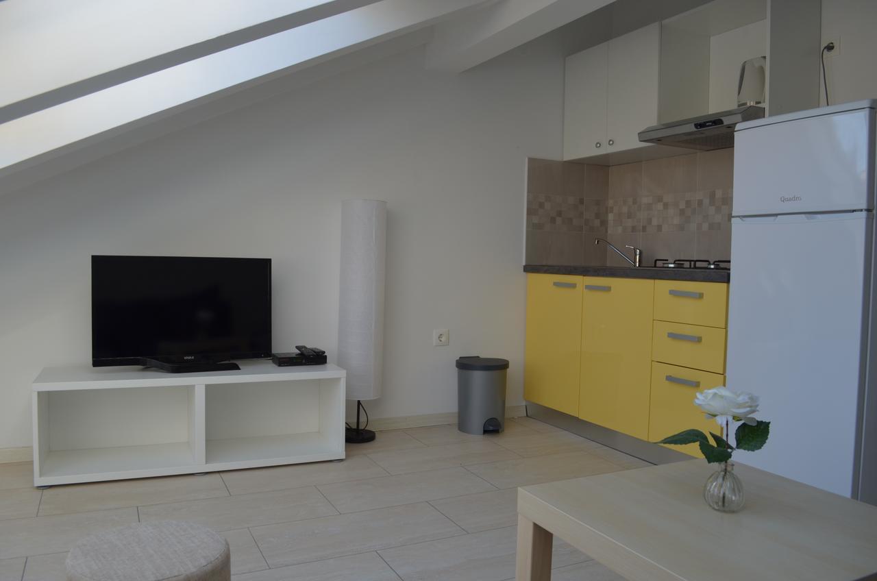 Apartments Mare I Baska  Bagian luar foto
