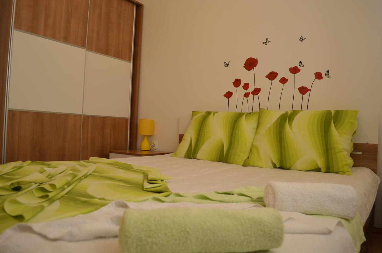 Apartments Mare I Baska  Bagian luar foto